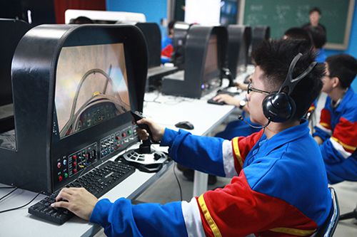 北京五中数字学校打造无边界课堂 广受学生喜