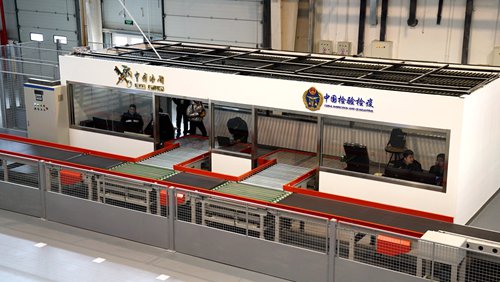 中国首个跨境电商智能机器人仓库落地亦庄全流程智能操作