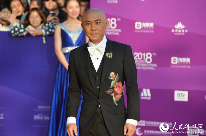 高清组图:第八届北京国际电影节开幕 红毯众星