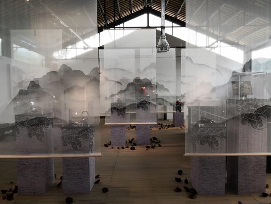 竹溪传统漆艺传承振兴大讲堂、大展台项目成果展开幕