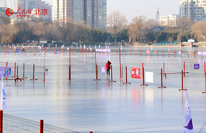 12月28日，紫竹院公園歡樂冰雪季開幕。人民網 李世奇攝