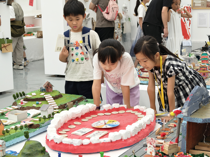 宋庄儿童艺术节暨IOIO国际奥林匹克科学艺术展启幕