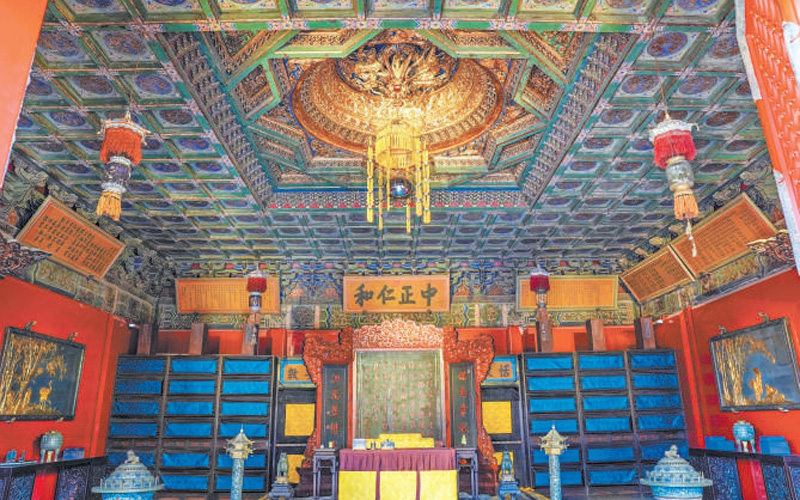 一别十载养心殿今起重开 1020件文物归位