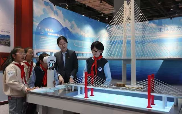 纪念茅以升诞辰130周年展览在中国科技馆开幕(图2)