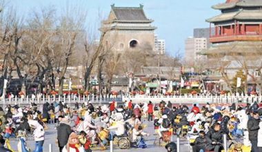 北京各大冰場雪場陸續迎客