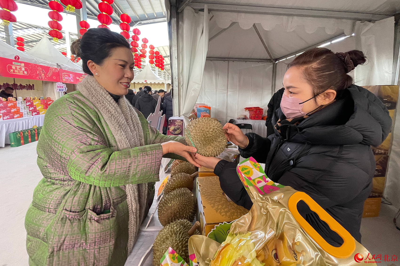 新发地年货节现场。人民网记者 尹星云摄