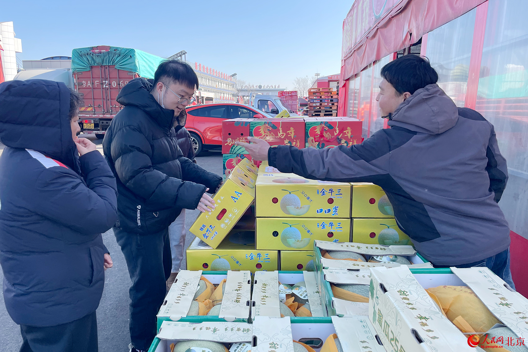 新發地年貨節現場。人民網記者 尹星雲攝