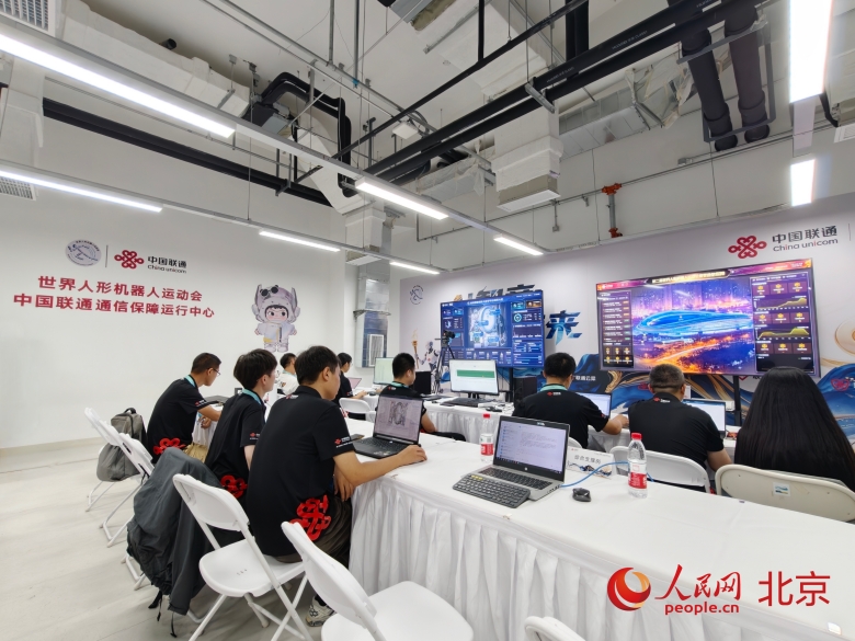 买球官方网站:上千台机器人同场竞技网络“堵车”如何避免(图1)