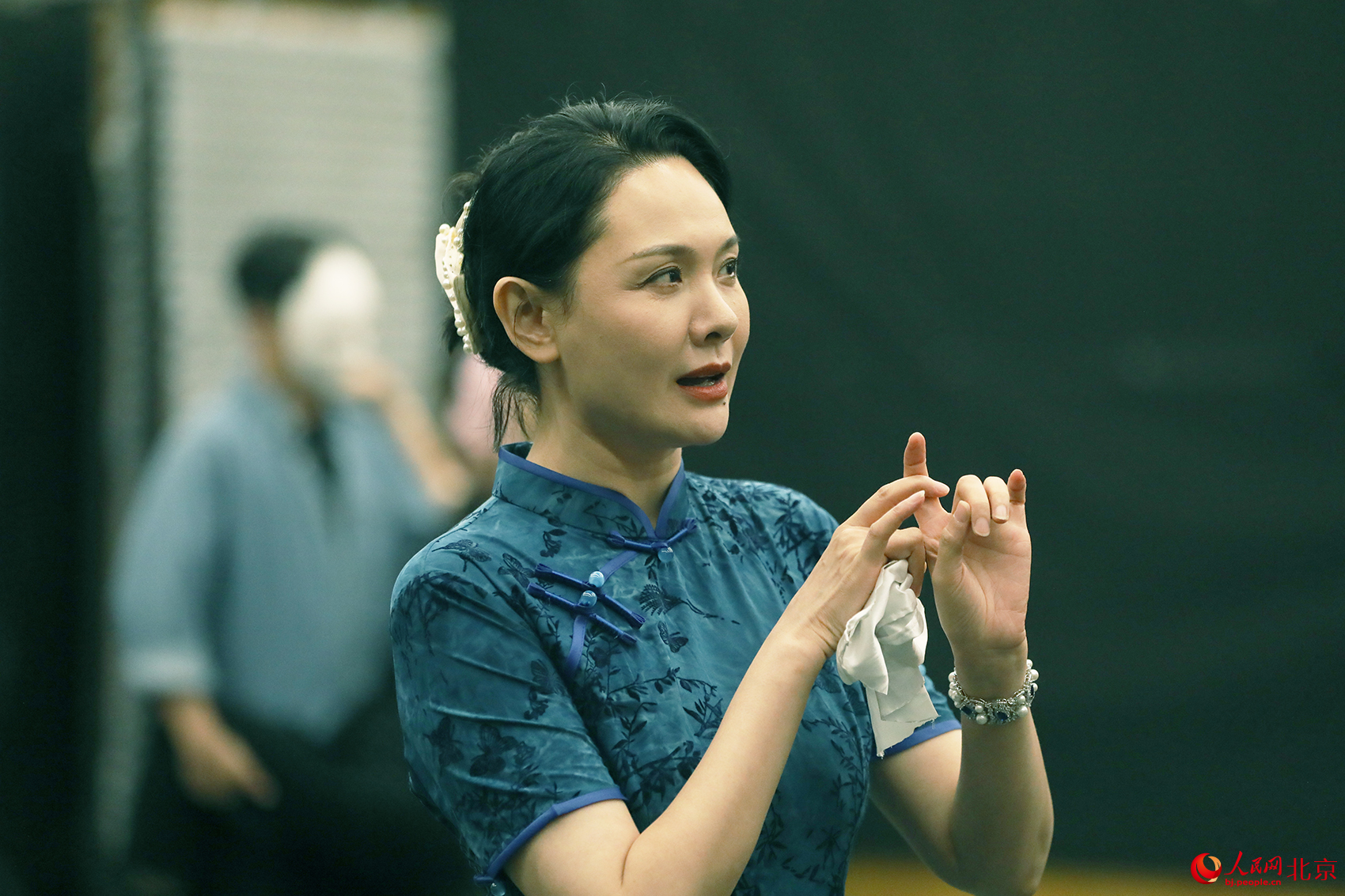 话剧《一江春水向东流》排练现场。人民网记者 尹星云摄